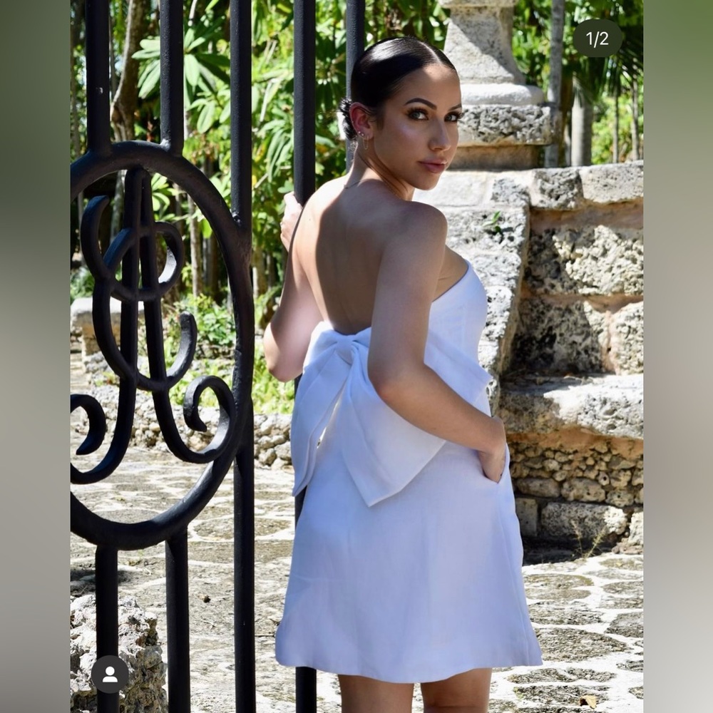 DISSH White Linen Back Bow Dress